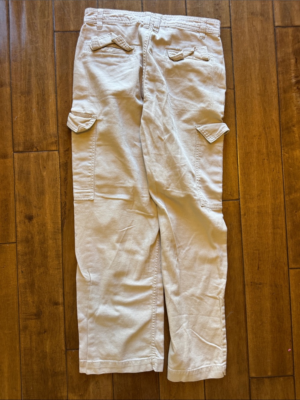 Cotton on - woman’s Beige Cargo Pants - Classic Utility Style size 6 - Picture 3 of 5